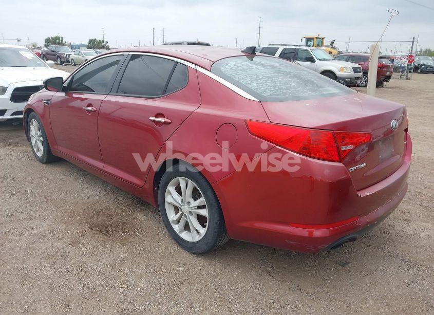 Photo 3 of 2013 Kia Optima LX (VIN 5XXGM4A72DG150119)