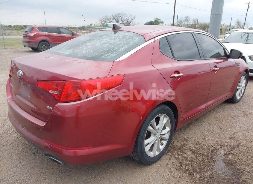Photo 4 of 2013 Kia Optima LX (VIN 5XXGM4A72DG150119)