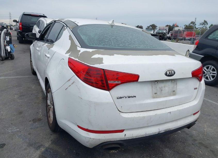 Photo 3 of 2013 Kia Optima LX (VIN 5XXGM4A72DG174906)