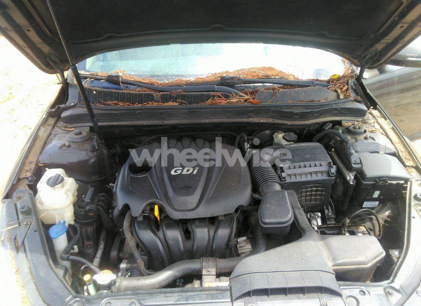 Photo 10 of 2013 Kia Optima LX (VIN 5XXGM4A72DG193973)