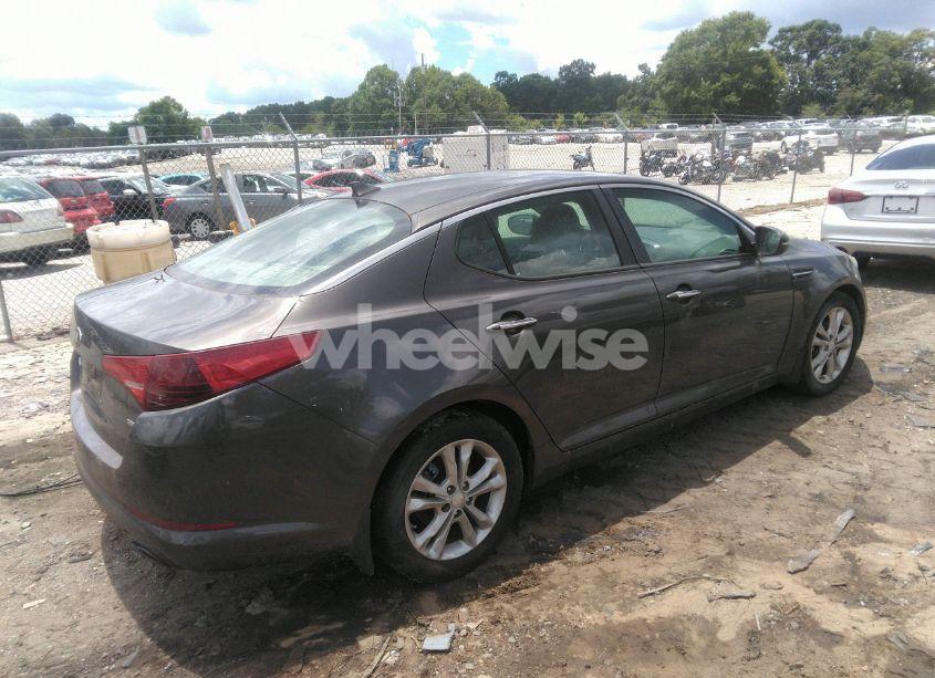 Photo 4 of 2013 Kia Optima LX (VIN 5XXGM4A72DG193973)