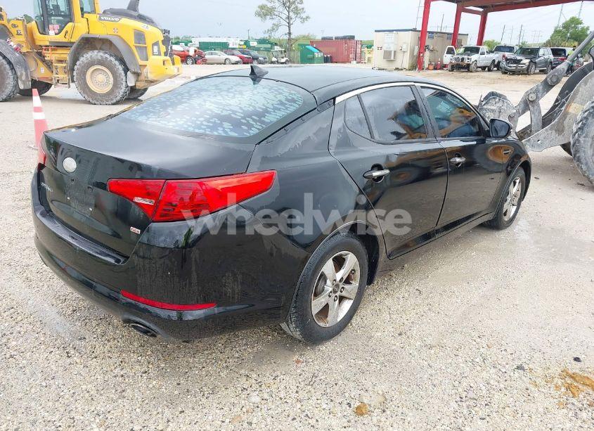 Photo 4 of 2013 Kia Optima LX (VIN 5XXGM4A72DG230486)