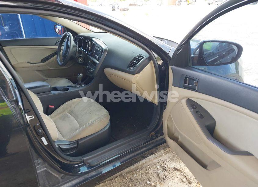 Photo 5 of 2013 Kia Optima LX (VIN 5XXGM4A72DG230486)