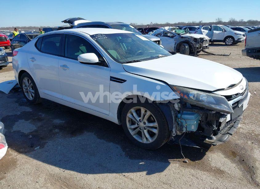 2013 Kia Optima LX (VIN 5XXGM4A72DG234036) main photo