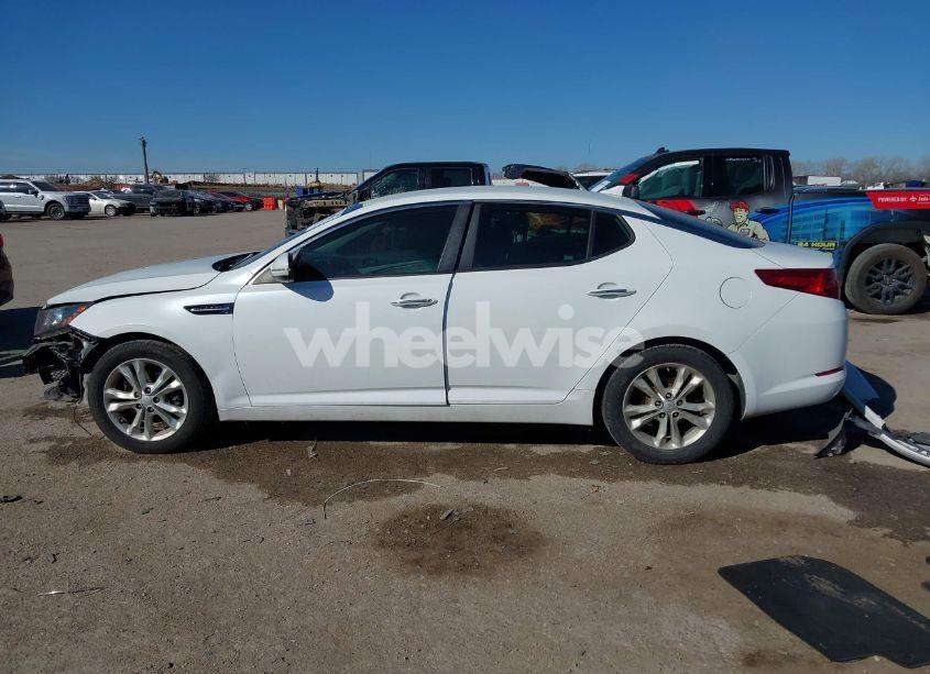 Photo 15 of 2013 Kia Optima LX (VIN 5XXGM4A72DG234036)