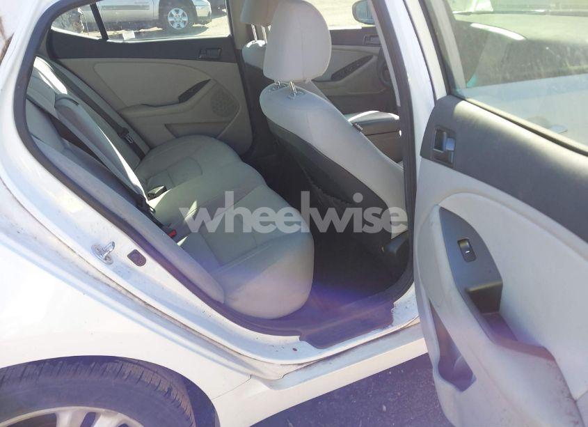 Photo 8 of 2013 Kia Optima LX (VIN 5XXGM4A72DG234036)