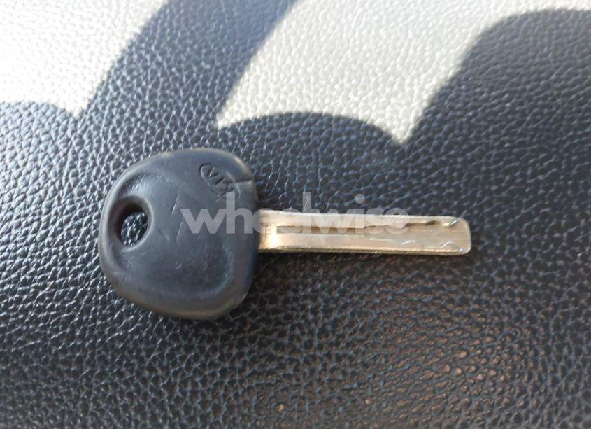 Photo 11 of 2013 Kia Optima LX (VIN 5XXGM4A72DG242640)