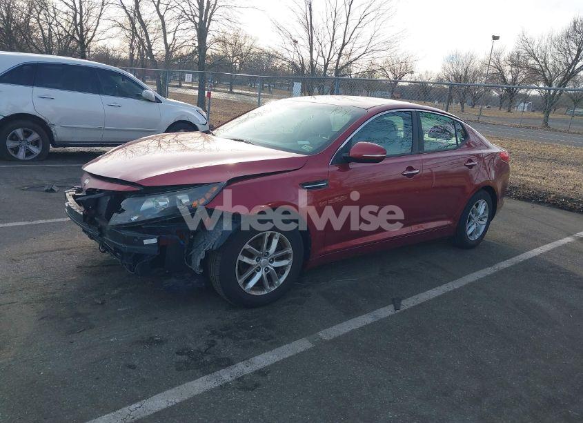 Photo 2 of 2013 Kia Optima LX (VIN 5XXGM4A72DG253248)
