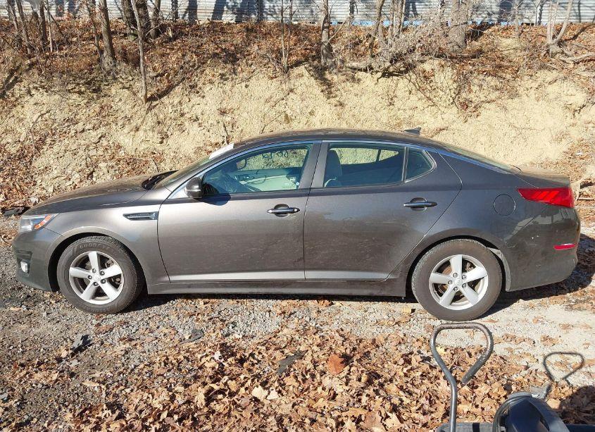 Photo 13 of 2014 Kia Optima LX (VIN 5XXGM4A72EG265093)