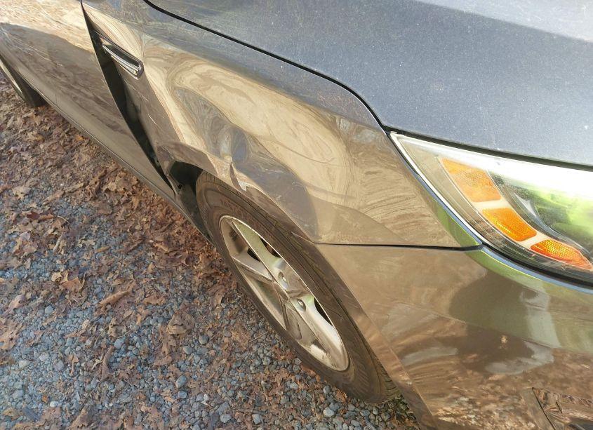 Photo 5 of 2014 Kia Optima LX (VIN 5XXGM4A72EG265093)