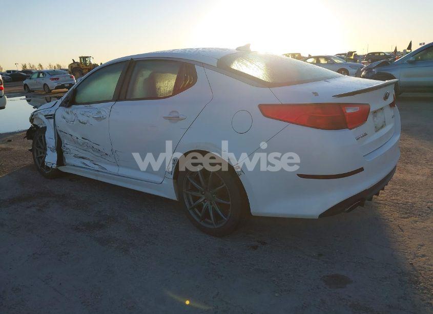 Photo 3 of 2014 Kia Optima LX (VIN 5XXGM4A72EG277020)