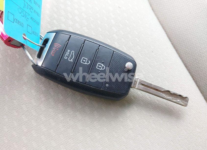 Photo 11 of 2014 Kia Optima LX (VIN 5XXGM4A72EG287434)