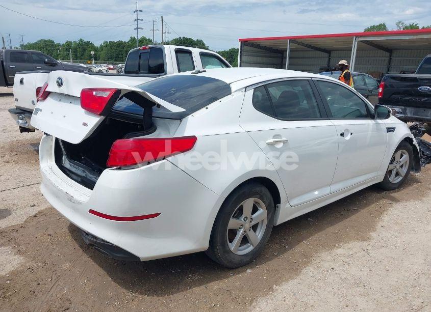 Photo 4 of 2014 Kia Optima LX (VIN 5XXGM4A72EG287434)