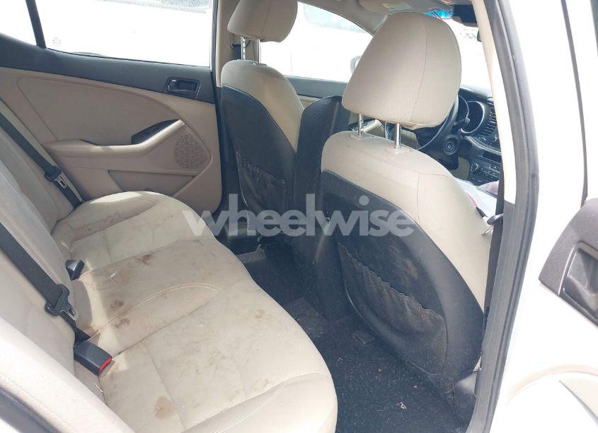 Photo 8 of 2014 Kia Optima LX (VIN 5XXGM4A72EG287434)