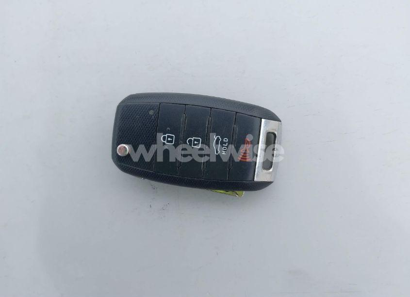 Photo 11 of 2014 Kia Optima LX (VIN 5XXGM4A72EG302241)