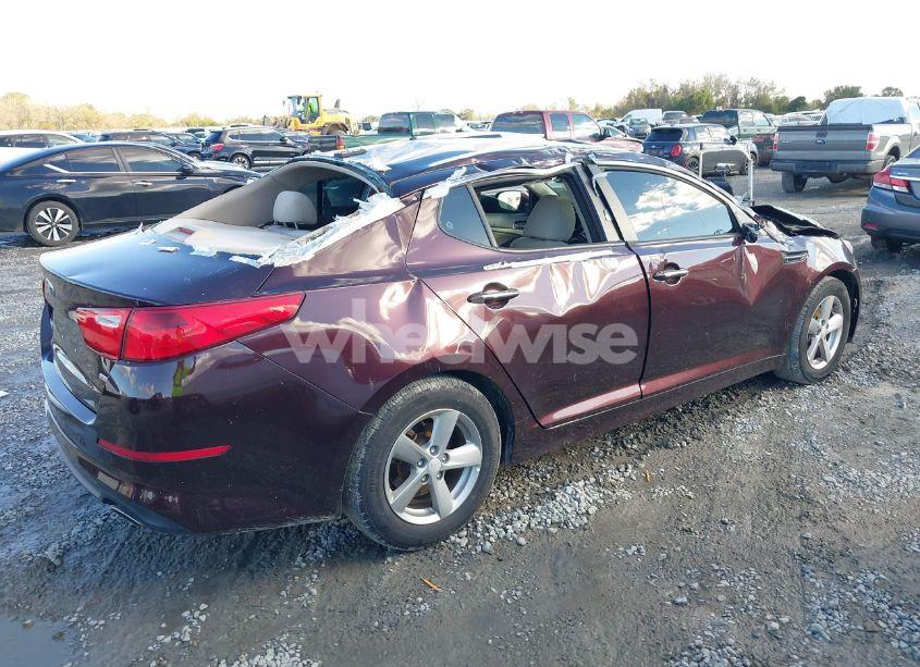 Photo 4 of 2014 Kia Optima LX (VIN 5XXGM4A72EG309030)