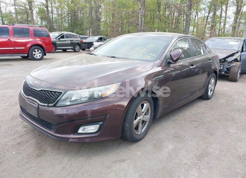 Photo 2 of 2014 Kia Optima LX (VIN 5XXGM4A72EG311392)
