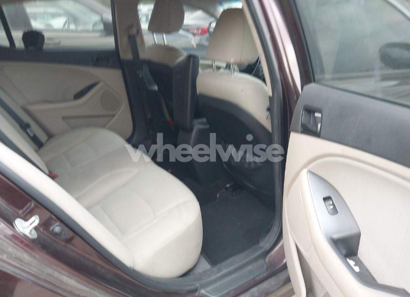 Photo 8 of 2014 Kia Optima LX (VIN 5XXGM4A72EG311392)