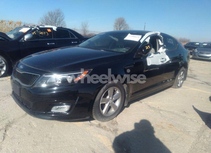 Photo 2 of 2014 Kia Optima LX (VIN 5XXGM4A72EG315684)