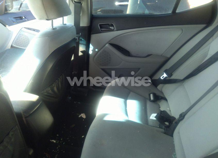 Photo 8 of 2014 Kia Optima LX (VIN 5XXGM4A72EG315684)