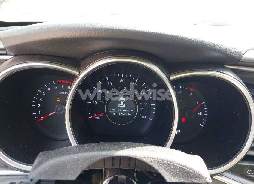 Photo 7 of 2014 Kia Optima LX (VIN 5XXGM4A72EG325129)