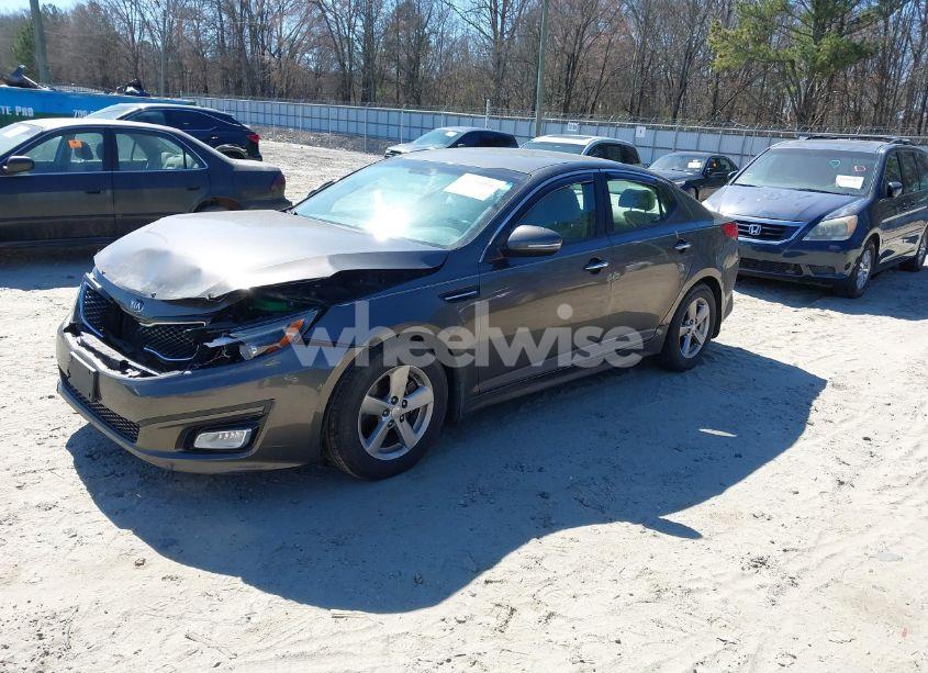 Photo 2 of 2015 Kia Optima LX (VIN 5XXGM4A72FG360934)
