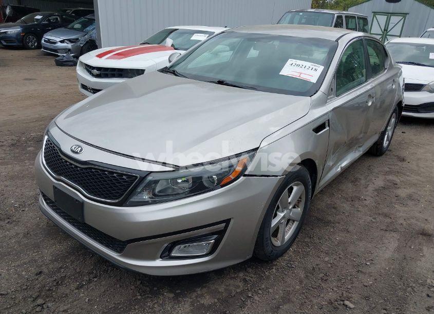 Photo 2 of 2015 Kia Optima LX (VIN 5XXGM4A72FG367625)