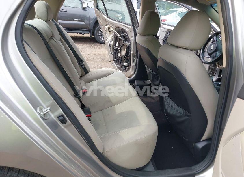 Photo 8 of 2015 Kia Optima LX (VIN 5XXGM4A72FG367625)