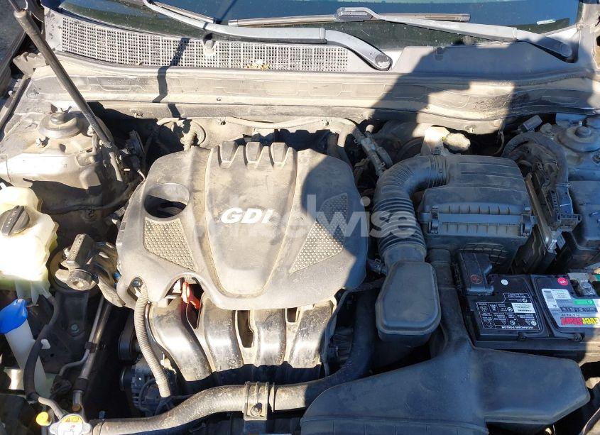 Photo 10 of 2015 Kia Optima LX (VIN 5XXGM4A72FG371173)