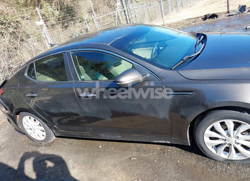 Photo 13 of 2015 Kia Optima LX (VIN 5XXGM4A72FG371173)