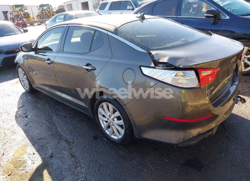 Photo 3 of 2015 Kia Optima LX (VIN 5XXGM4A72FG371173)