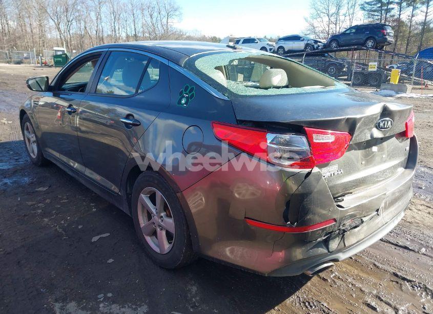 Photo 3 of 2015 Kia Optima LX (VIN 5XXGM4A72FG371870)