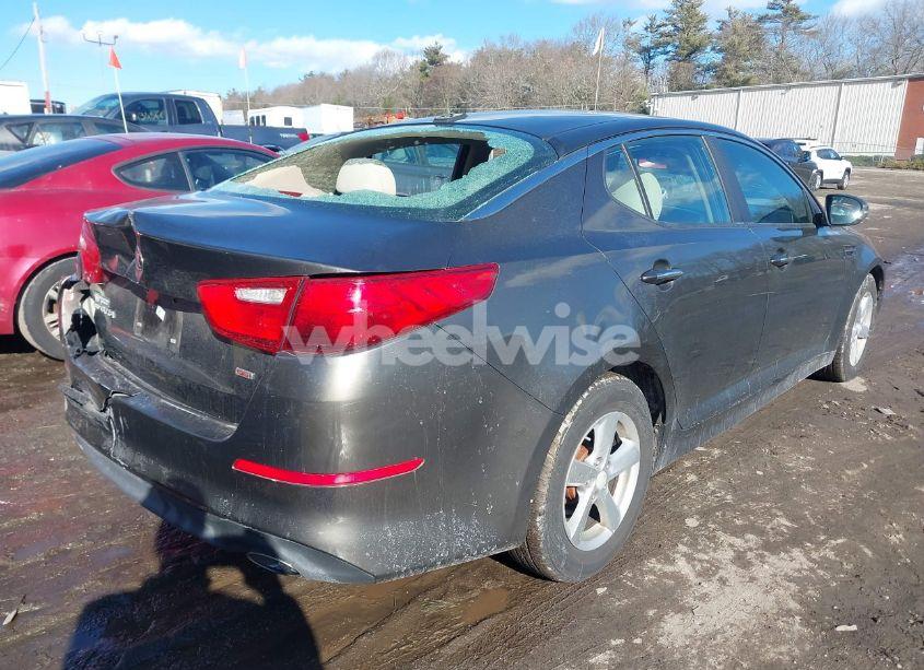 Photo 4 of 2015 Kia Optima LX (VIN 5XXGM4A72FG371870)