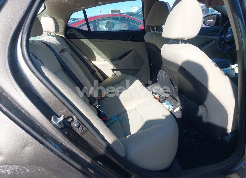 Photo 8 of 2015 Kia Optima LX (VIN 5XXGM4A72FG371870)