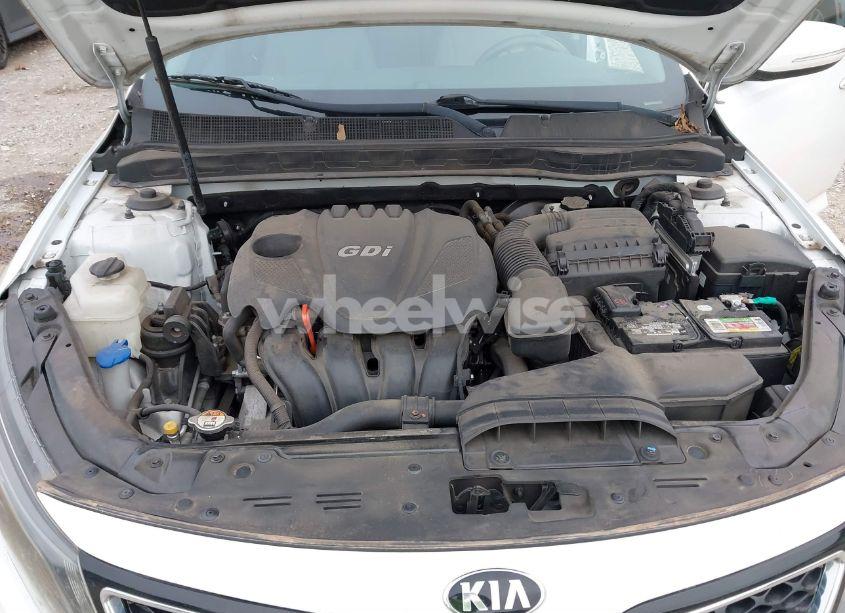 Photo 10 of 2015 Kia Optima LX (VIN 5XXGM4A72FG373912)