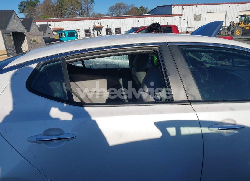 Photo 17 of 2015 Kia Optima LX (VIN 5XXGM4A72FG376907)