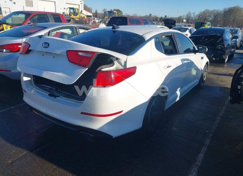 Photo 4 of 2015 Kia Optima LX (VIN 5XXGM4A72FG376907)