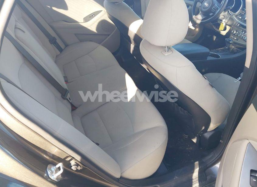 Photo 8 of 2015 Kia Optima LX (VIN 5XXGM4A72FG385378)