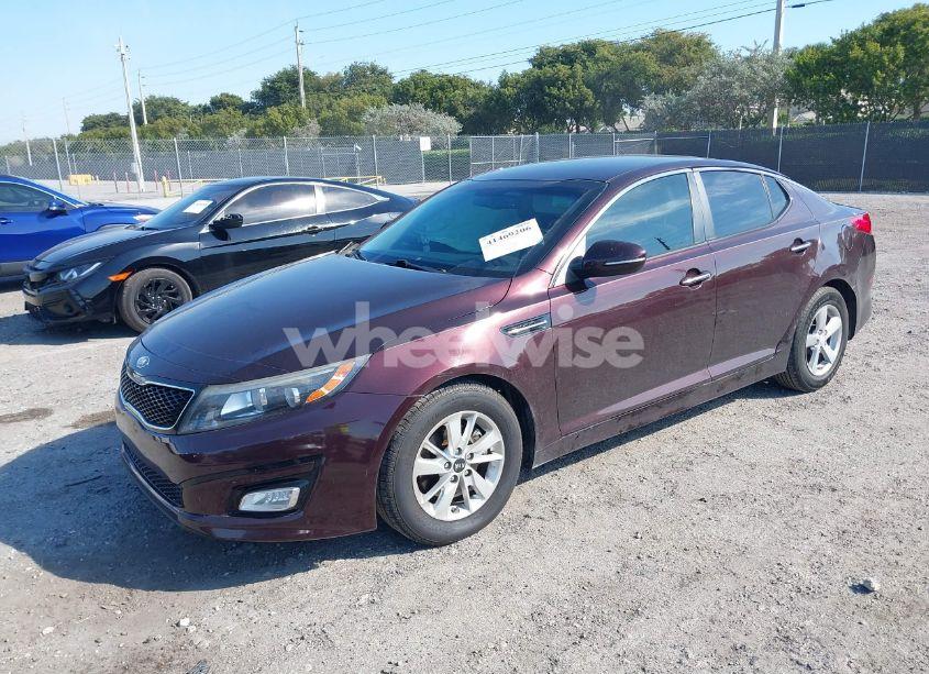 Photo 2 of 2015 Kia Optima LX (VIN 5XXGM4A72FG393352)