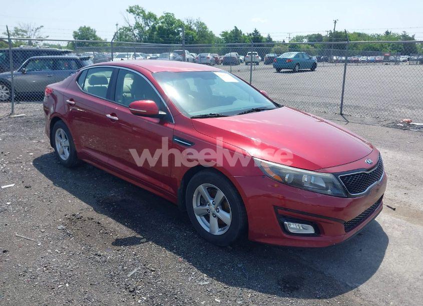 2015 Kia Optima LX (VIN 5XXGM4A72FG407864) main photo
