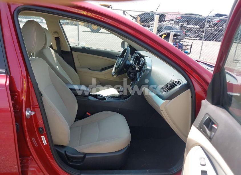 Photo 5 of 2015 Kia Optima LX (VIN 5XXGM4A72FG407864)