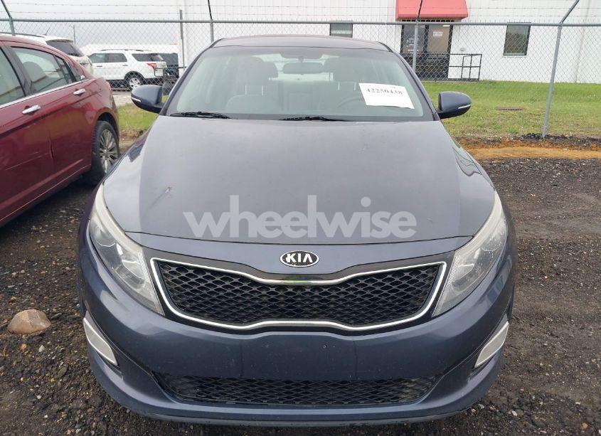 Photo 13 of 2015 Kia Optima LX (VIN 5XXGM4A72FG411705)