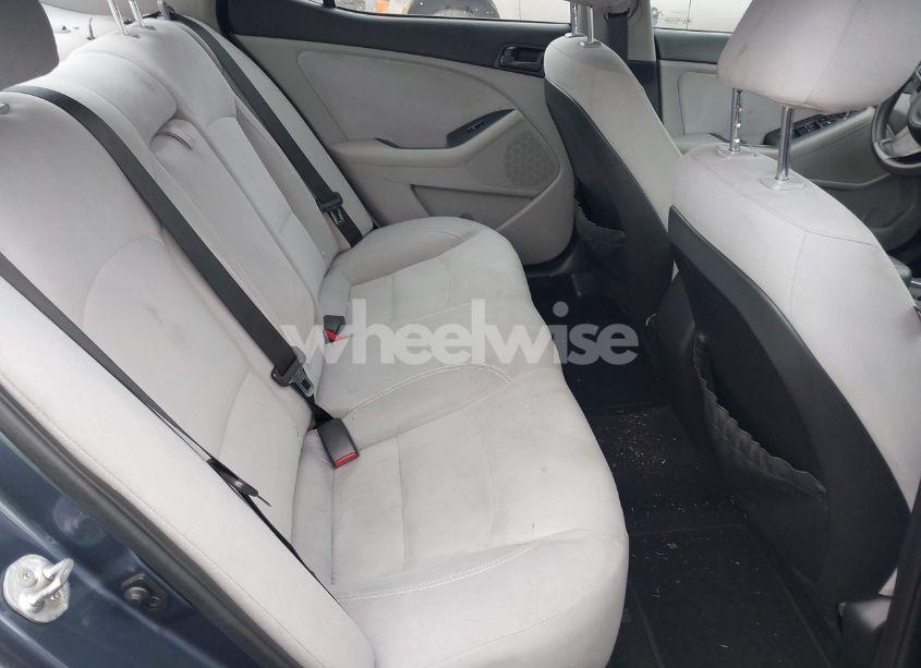 Photo 8 of 2015 Kia Optima LX (VIN 5XXGM4A72FG411705)