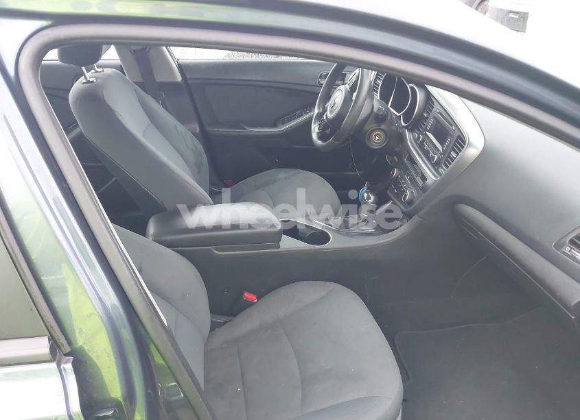 Photo 5 of 2015 Kia Optima LX (VIN 5XXGM4A72FG418007)