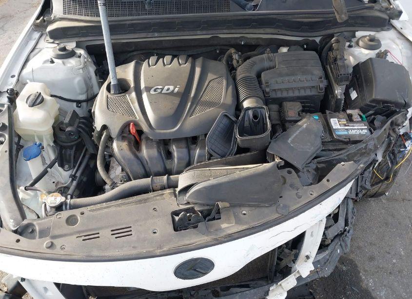 Photo 10 of 2015 Kia Optima LX (VIN 5XXGM4A72FG444350)