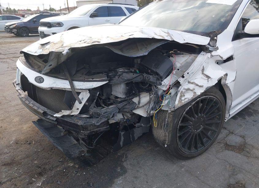 Photo 12 of 2015 Kia Optima LX (VIN 5XXGM4A72FG444350)