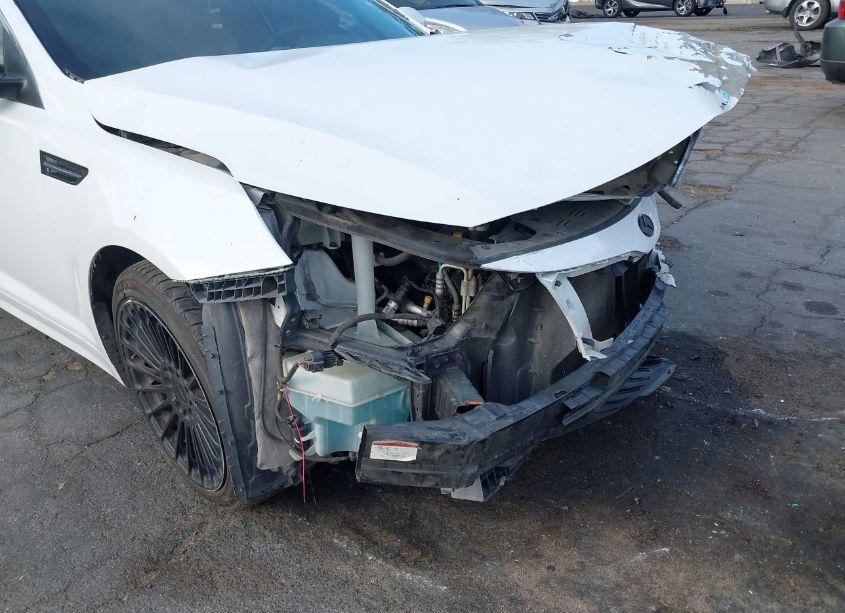 Photo 13 of 2015 Kia Optima LX (VIN 5XXGM4A72FG444350)