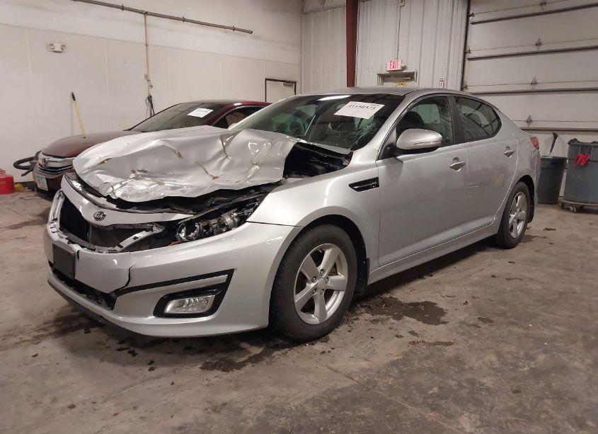 Photo 2 of 2015 Kia Optima LX (VIN 5XXGM4A72FG446020)