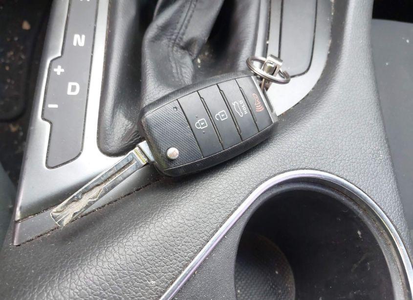 Photo 11 of 2015 Kia Optima LX (VIN 5XXGM4A72FG446535)