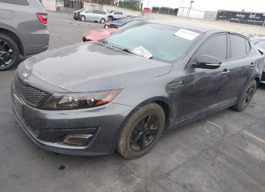 Photo 2 of 2015 Kia Optima LX (VIN 5XXGM4A72FG446535)